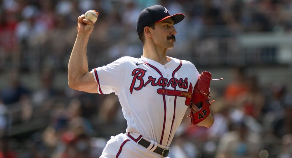 2023 MLB Futures: One Longshot Bet for Each National League Team