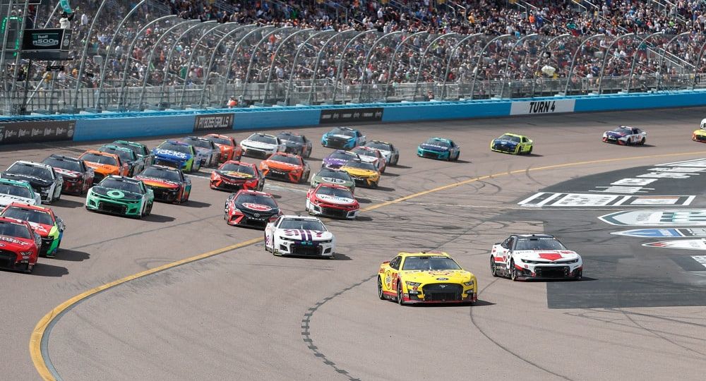 United Rentals Work United 500 DFS Picks I NASCAR Gambling Podcast (Ep. 130)