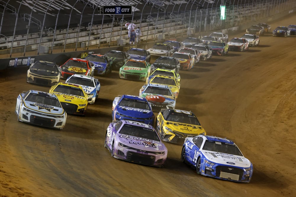 Food City Dirt Race at Bristol Motor Speedway NASCAR Best Bets and DraftKings Picks