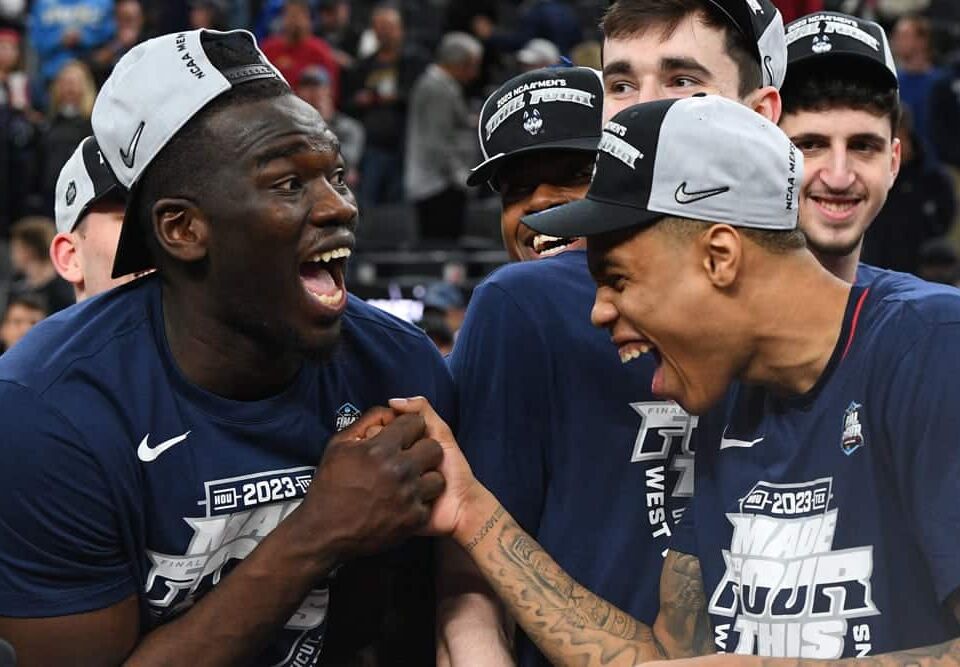 dhz2303251039_uconn_vs_zags
