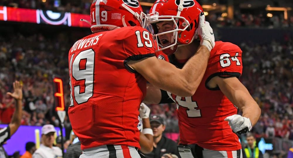 An Extremely Early 2023-2024 College Football Top 25