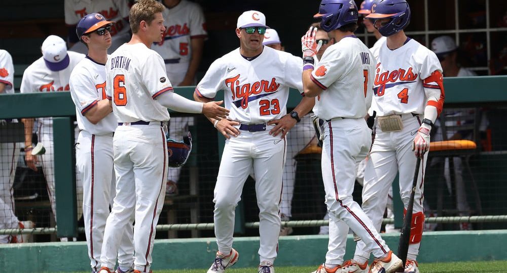 College Baseball Conference Tournament Betting Previews & Picks