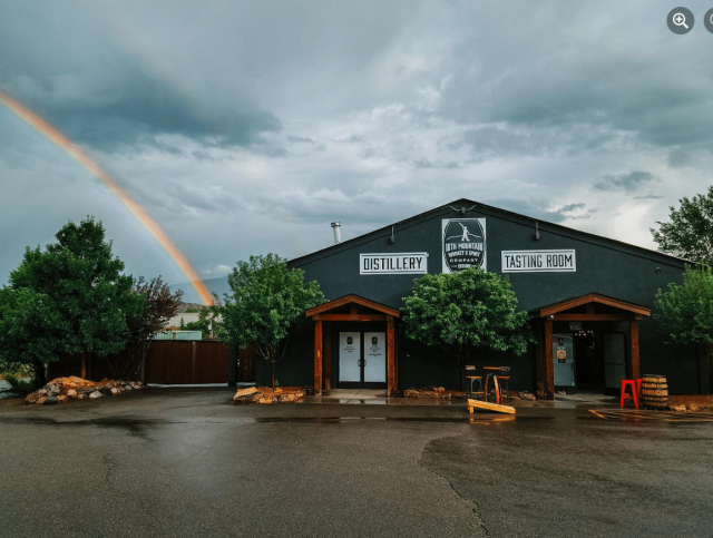 10th Mountain Whiskey Interview With Founder Ryan Thompson | Old-Fashioned Football (Ep. 55)