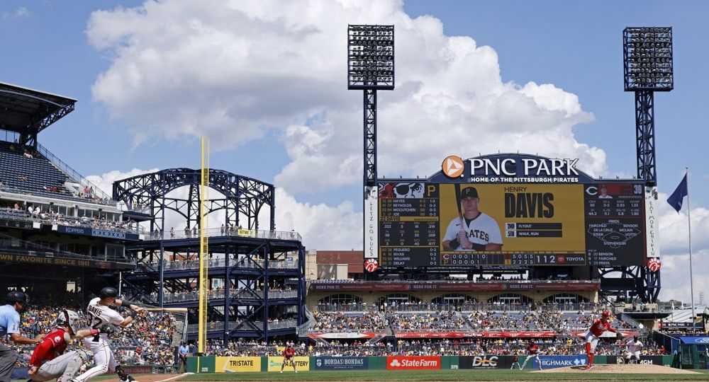 MLB: AUG 13 Reds at Pirates