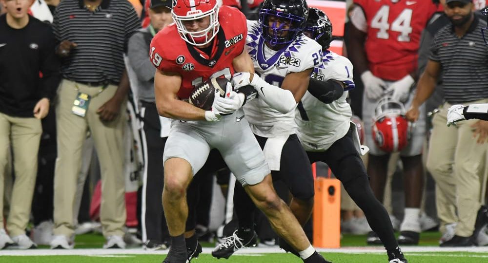2023 College Football Best Bets: Underdog Season Long Yards and Touchdown Props