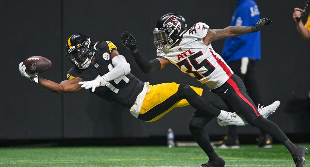 NFL: AUG 24 Preseason - Steelers at Falcons