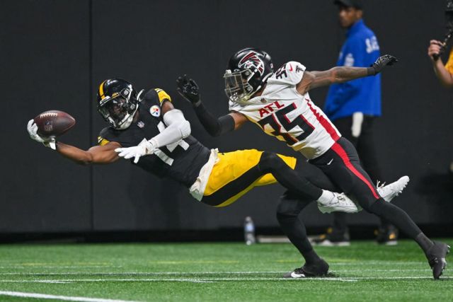 NFL: AUG 24 Preseason - Steelers at Falcons