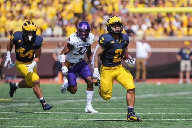 Blake Corum | Underdog Fantasy Higher Lower picks