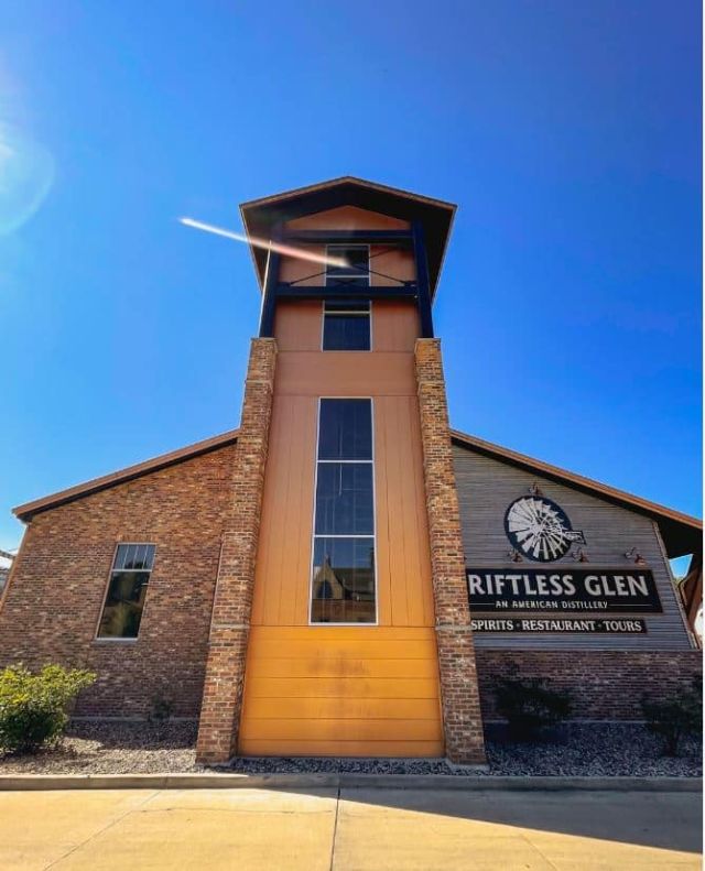 Driftless Glen Distillery Interview with Renee Bemis | Old-Fashioned Football (Ep. 72)