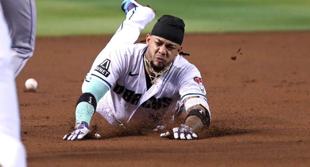 Underdog Plays for October 21 - MLB plays for October 21 - MLB Player Picks for October 21