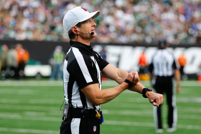 NFL Week 8 Referee Report: Betting Stats and Trends