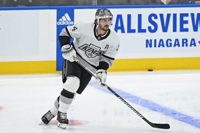 NHL: OCT 31 Kings at Maple Leafs