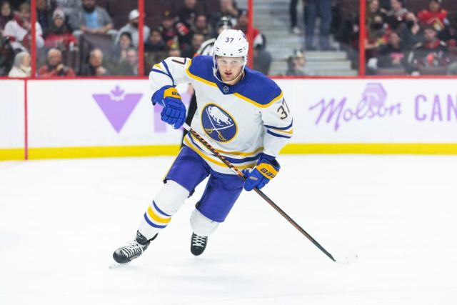 NHL: NOV 16 Sabres at Senators