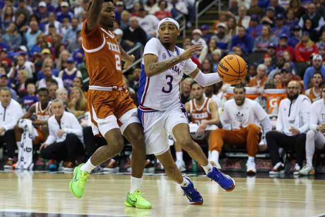 COLLEGE BASKETBALL: MAR 11 Big 12 Tournament - Texas at Kansas