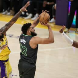 Underdog Plays for November 20 - NBA plays for November 20 - NBA Player Picks for November 20