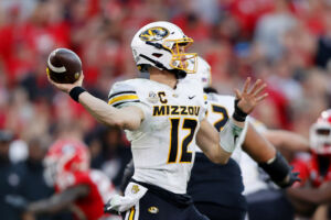 Underdog Fantasy College Football 12/29 Bowl Games Higher / Lower Picks