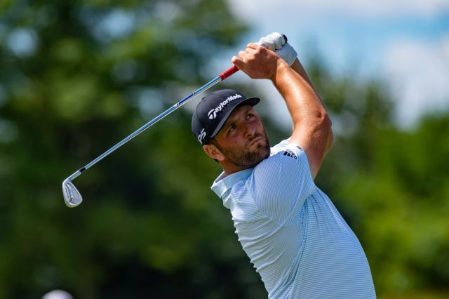 How Much do PGA Tour Players Make Compared to Other Professional Sports