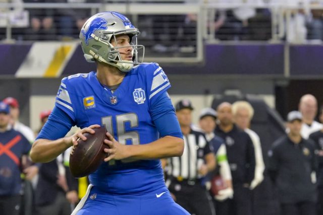 NFL: DEC 24 Lions at Vikings