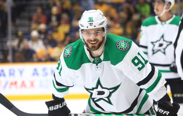 NHL: DEC 23 Stars at Predators