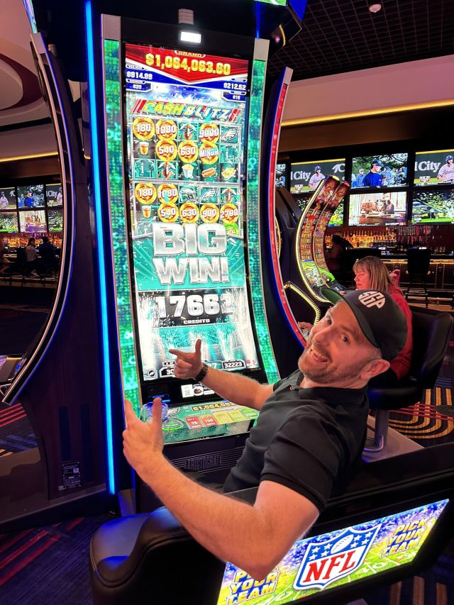 NFL Super Bowl Jackpot the NFL-Themed Slot Machine - Circa Las Vegas