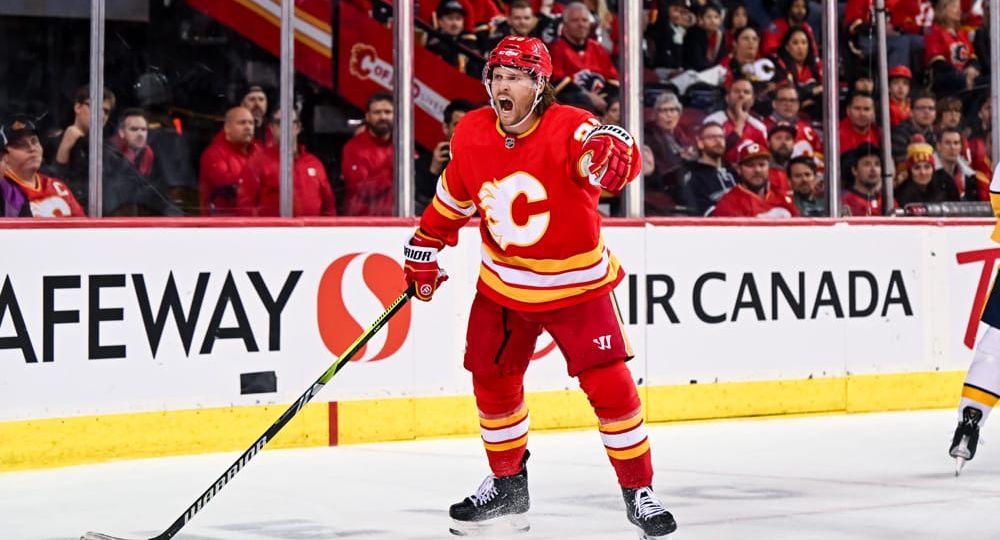 NHL: APR 10 Predators at Flames