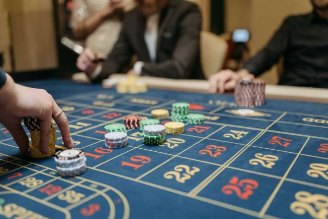 Looking for a winning strategy for online roulette? We've got you covered with three things you need to know to beat the house.