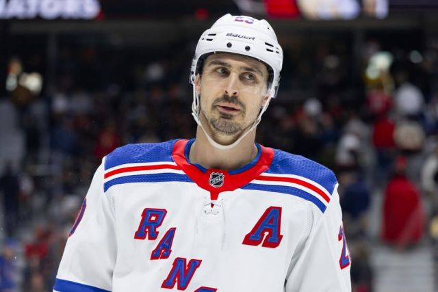 NHL: JAN 27 Rangers at Senators