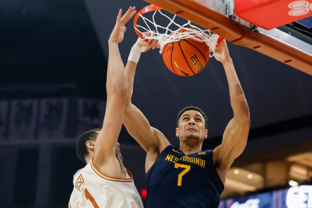 Underdog college basketball picks March 12