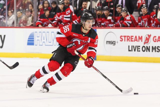 NHL: FEB 25 Lightning at Devils