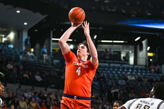 Underdog college basketball march 30