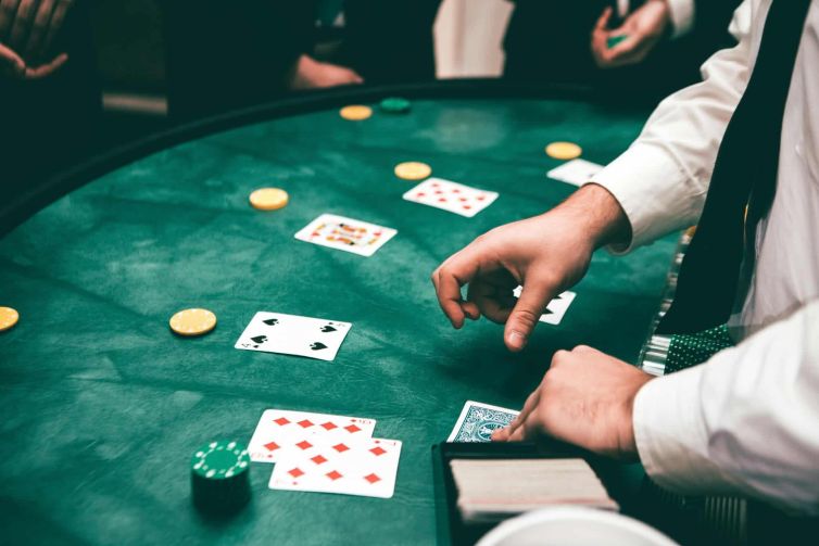 Blackjack Strategy Guide: Tips and Tricks To Winning