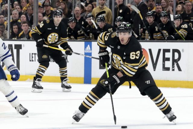 NHL: APR 22 Eastern Conference First Round - Maple Leafs at Bruins