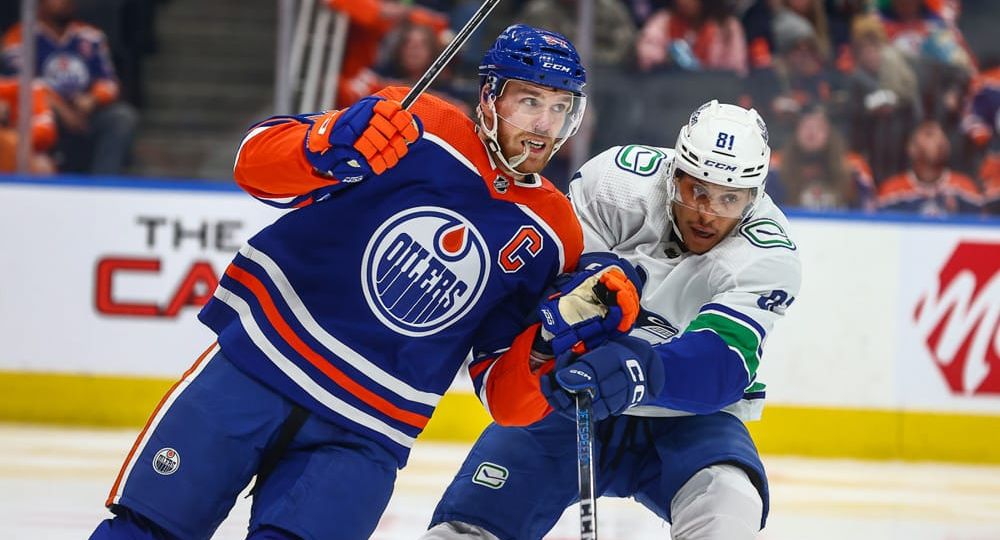 NHL Playoffs Pacific Division Odds, Picks, & Predictions: Canucks vs. Predators, Oilers vs. Kings