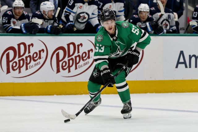NHL: FEB 29 Jets at Stars
