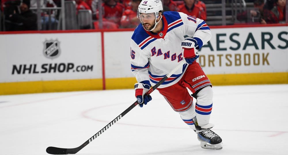 NHL: APR 28 Eastern Conference First Round - Rangers at Capitals
