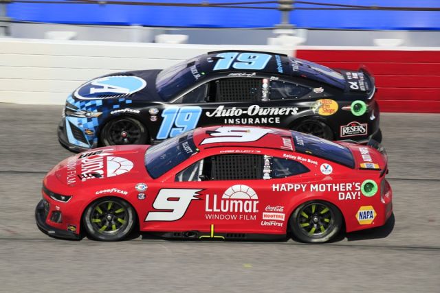 NASCAR Goodyear 400 at Darlington Raceway Underdog Fantasy Picks