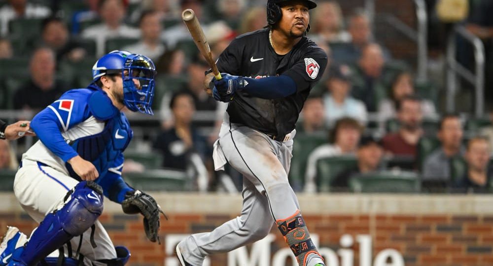Underdog Plays for May 1 - MLB plays for May 1 - MLB Player Picks for May 1 - Come check out these plays