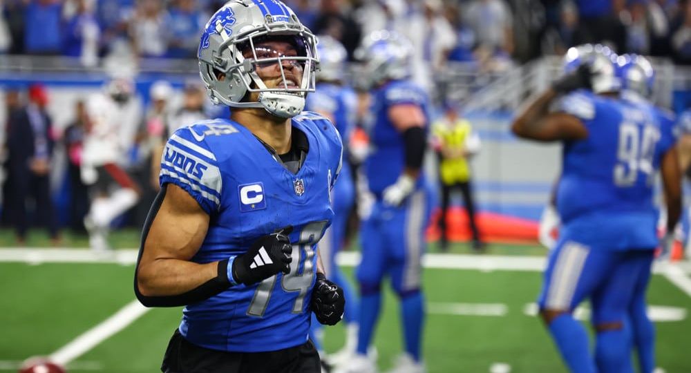 SGPN Fantasy Football Standard Scoring Cheat Sheet 2024