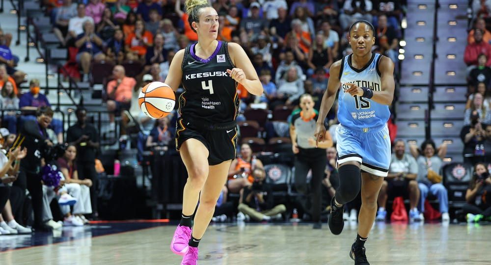 WNBA: AUG 23 Chicago Sky at Connecticut Sun