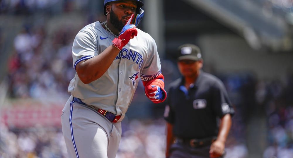 MLB: AUG 03 Blue Jays at Yankees