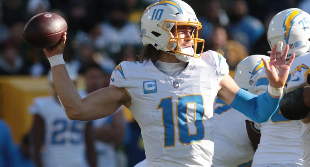 Los Angeles Chargers at Las Vegas Raiders Preview and Predictions