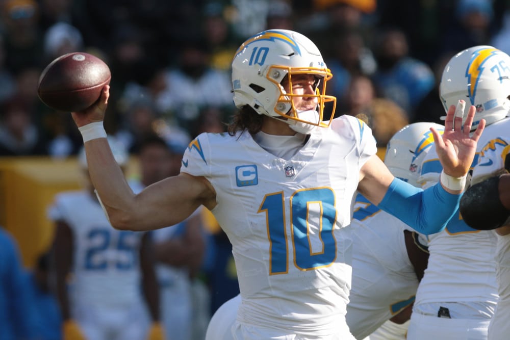 Los Angeles Chargers at Las Vegas Raiders Preview and Predictions