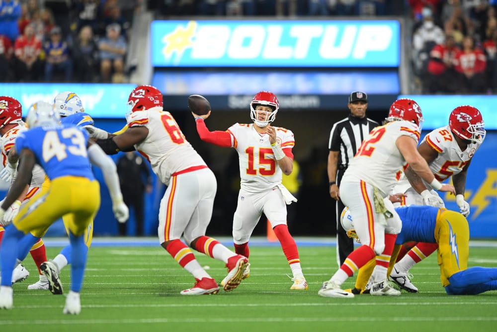 Kansas City Chiefs at Los Angeles Chargers Preview and Predictions 