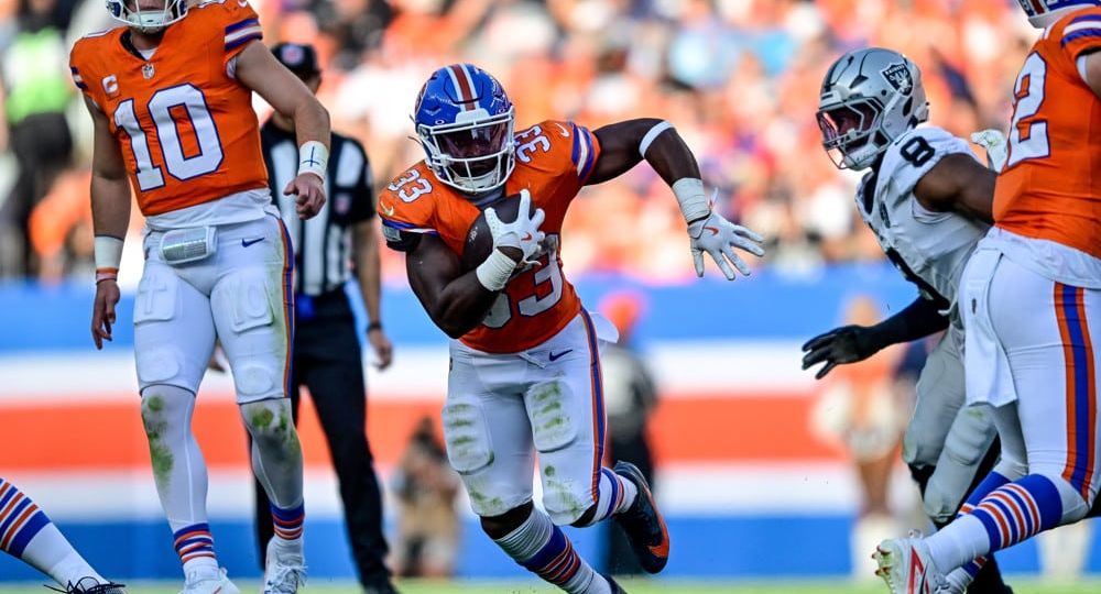 Carolina Panthers at Denver Broncos Preview and Predictions
