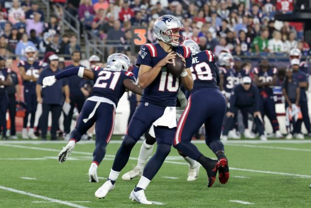 Houston Texans at New England Patriots Preview and Predictions