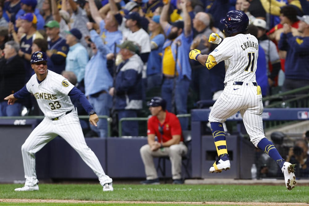 Underdog Fantasy MLB Daily Pick'em Plays – October 3