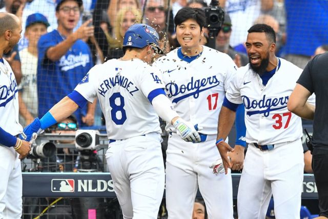 Underdog Plays for World Series game 1 - MLB plays for World Series - MLB Player Picks for World Series Game 1 - Come check out these plays