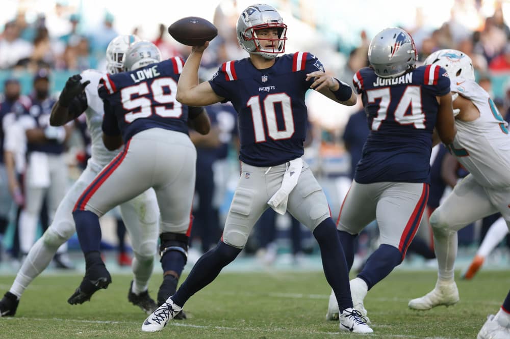 Indianapolis Colts at New England Patriots Preview and Predictions