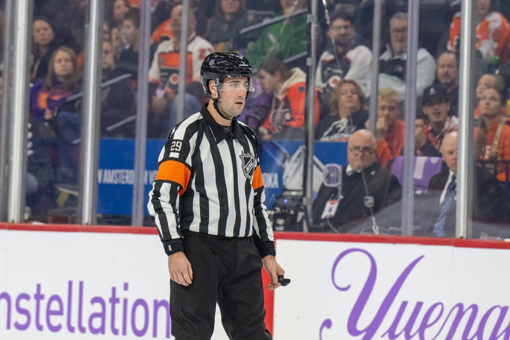 nhl referee