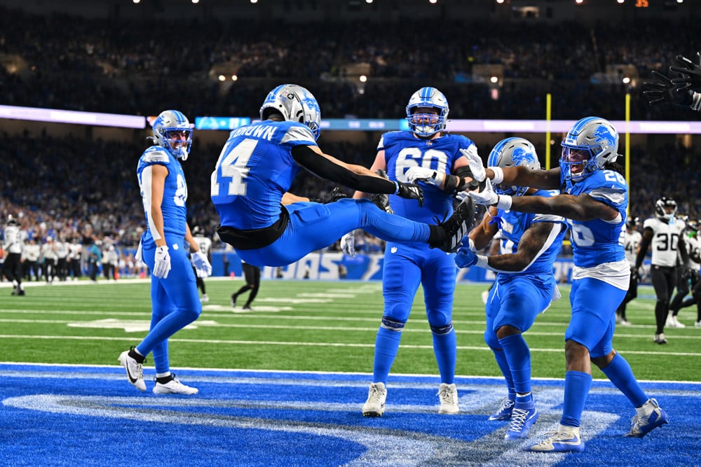 Green Bay Packers at Detroit Lions Preview and Predictions